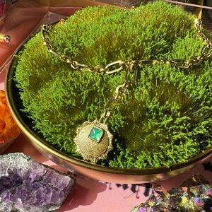 🔥Emerald solstice necklace🔥